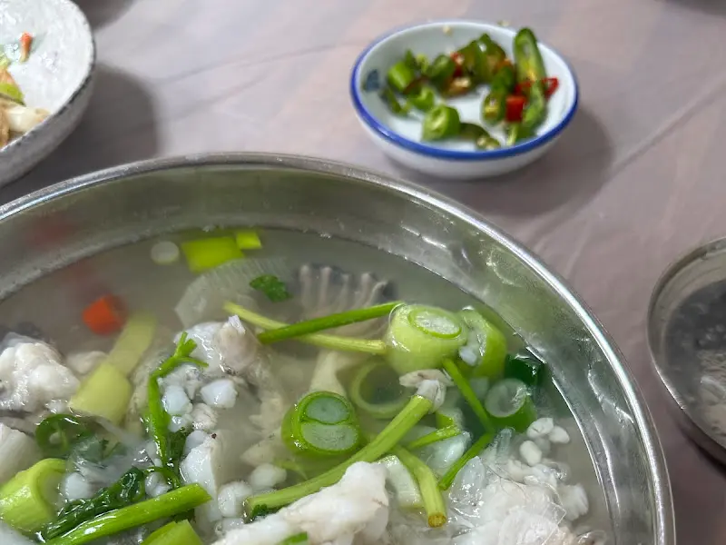 쥐치매운탕 근접샷