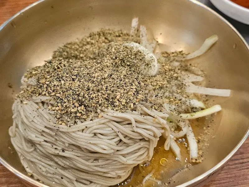 들기름 막국수 확대 사진