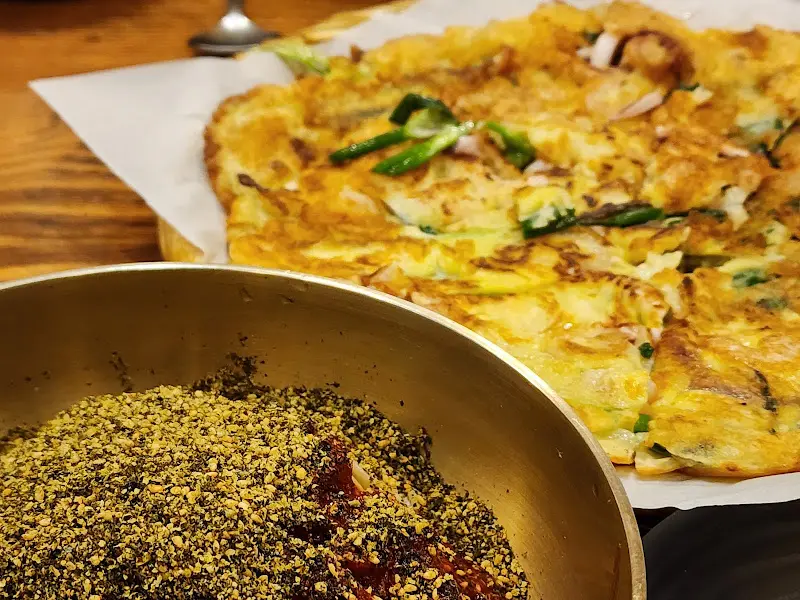 들기름 막국수와 해물파전