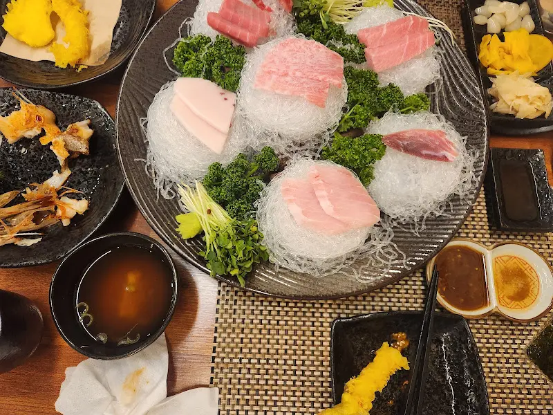 다채로운 참치 모듬