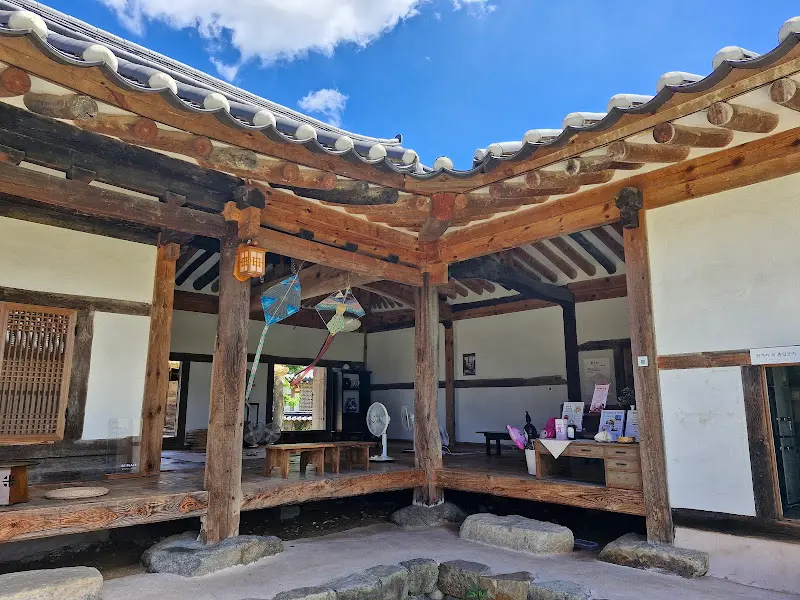 화수헌 내부 공간