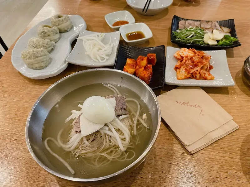 기성면옥 한 상 차림