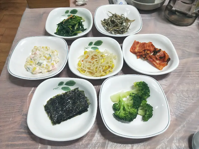 산채정식 반찬