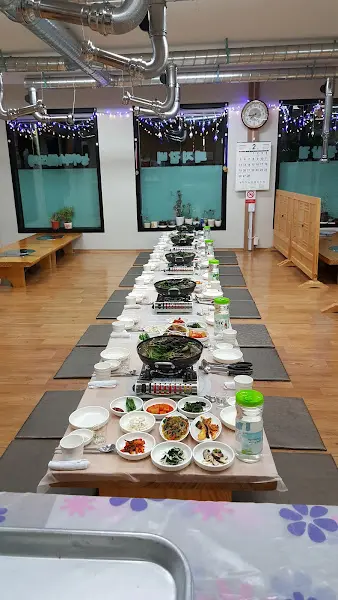 산채마을 상차림