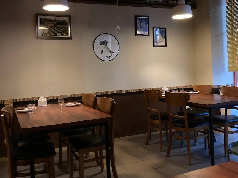 마띠나 내부 테이블 2