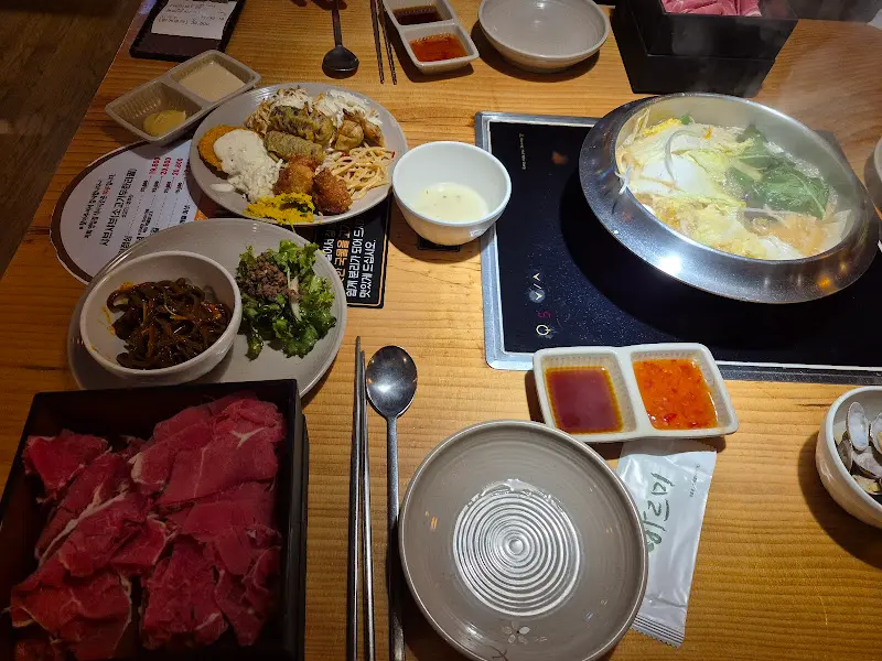 테이블 전체 샷