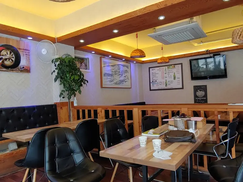 가게 내부 전경