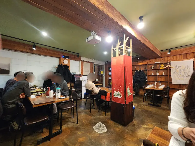 도담 내부 인테리어