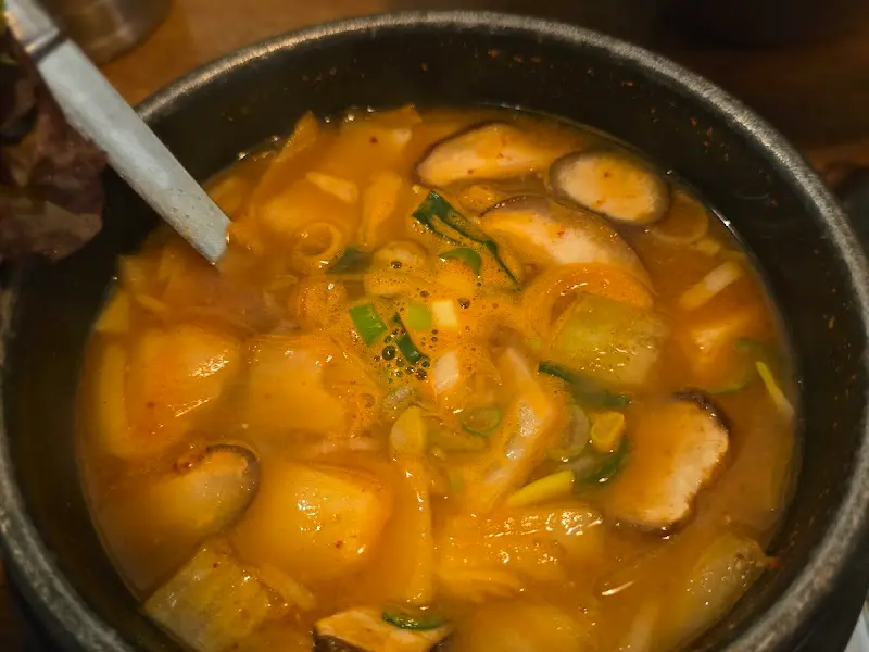 보글보글 끓는 된장찌개