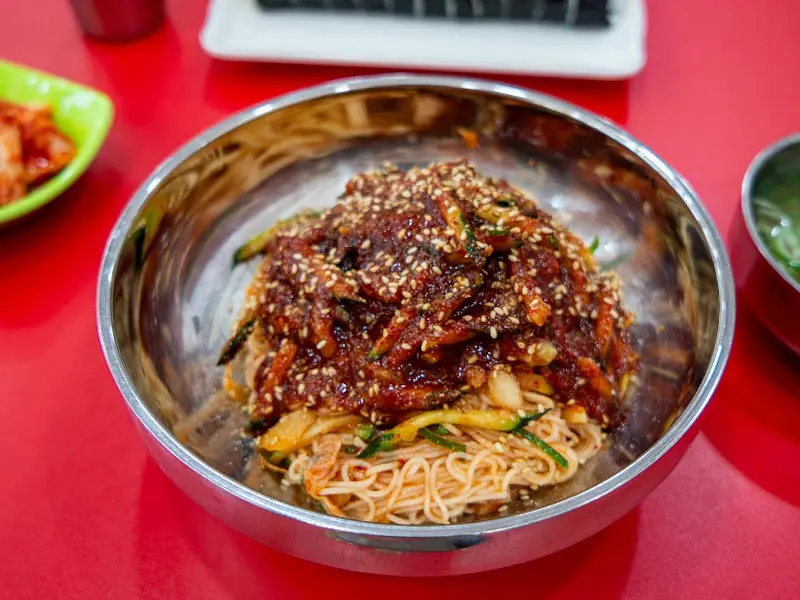 장수멸치국수 비빔국수