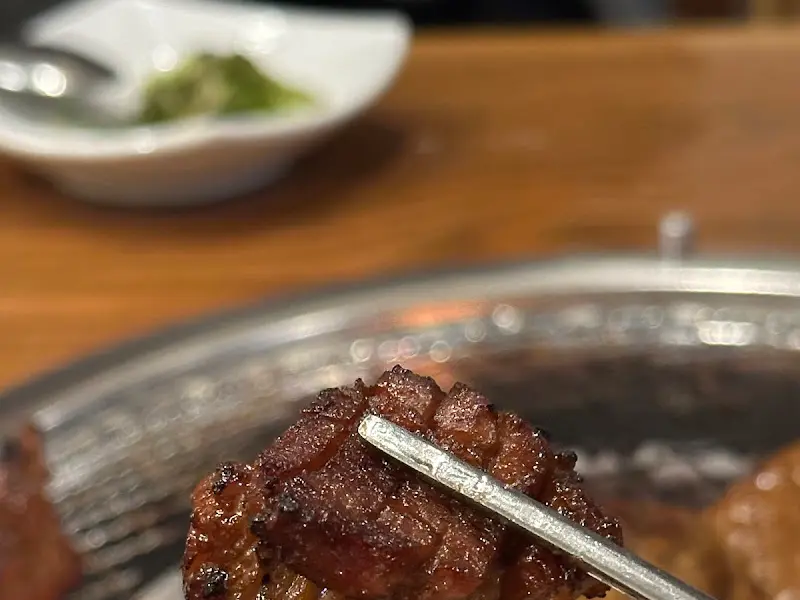 젓가락을 멈출 수 없는 돼지갈비