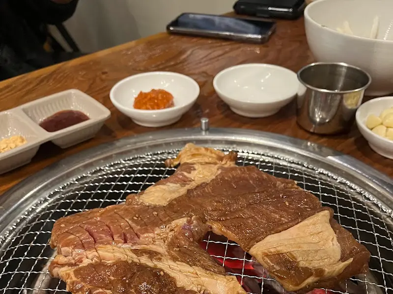 다양한 곁들임 메뉴