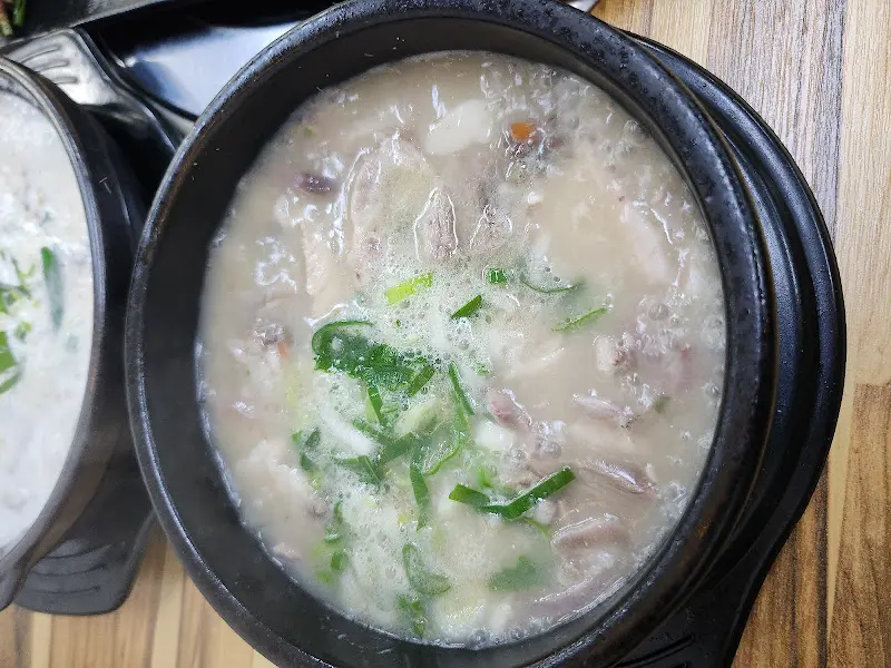 일반 순대국의 모습