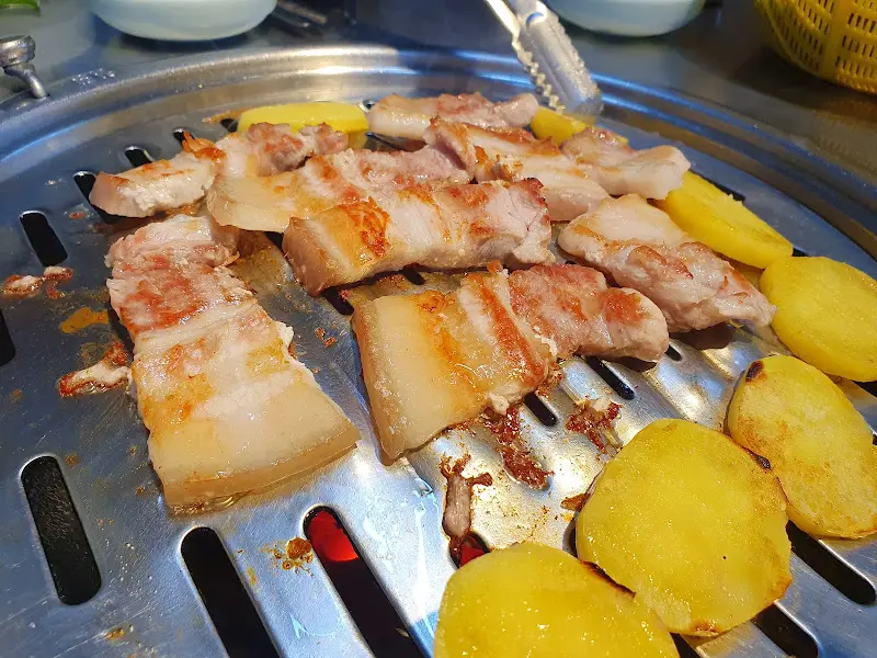 불판 위의 생갈매기살