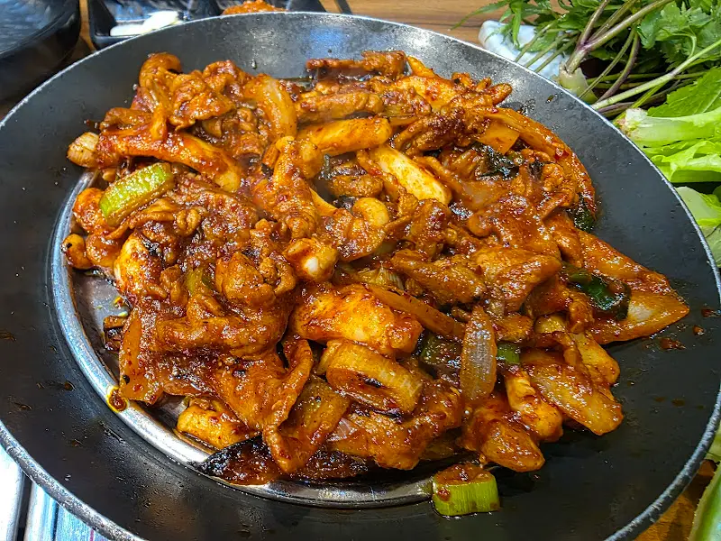 매콤한 갑오징어 두루치기