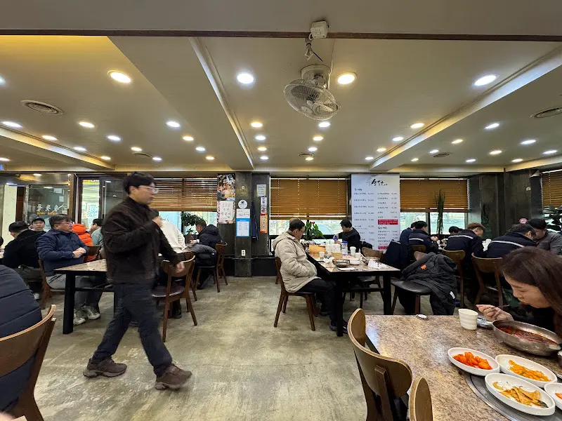 송륵 내부 모습