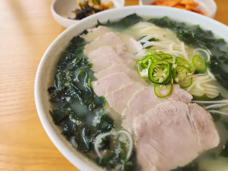 바르왓국수 클로즈업