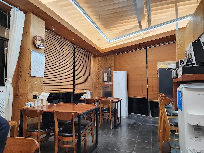 깔끔한 내부 인테리어