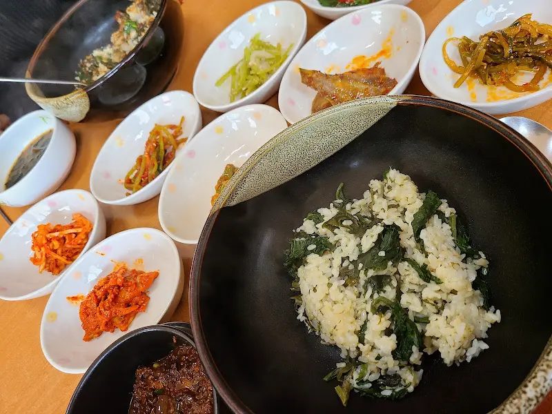 푸짐한 반찬 한 상 차림