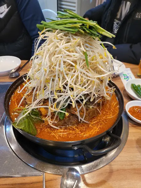 푸짐한 돼지등갈비찜