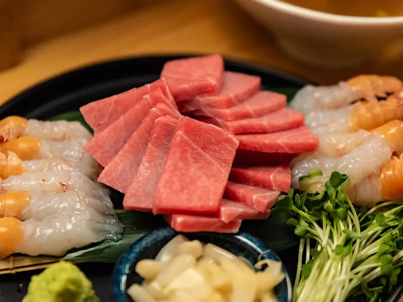 참치회와 딱새우회 근접샷