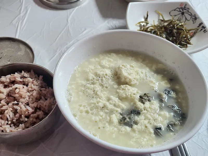 대청콩마을 굴순두부