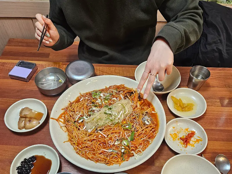 황태찜과 밑반찬