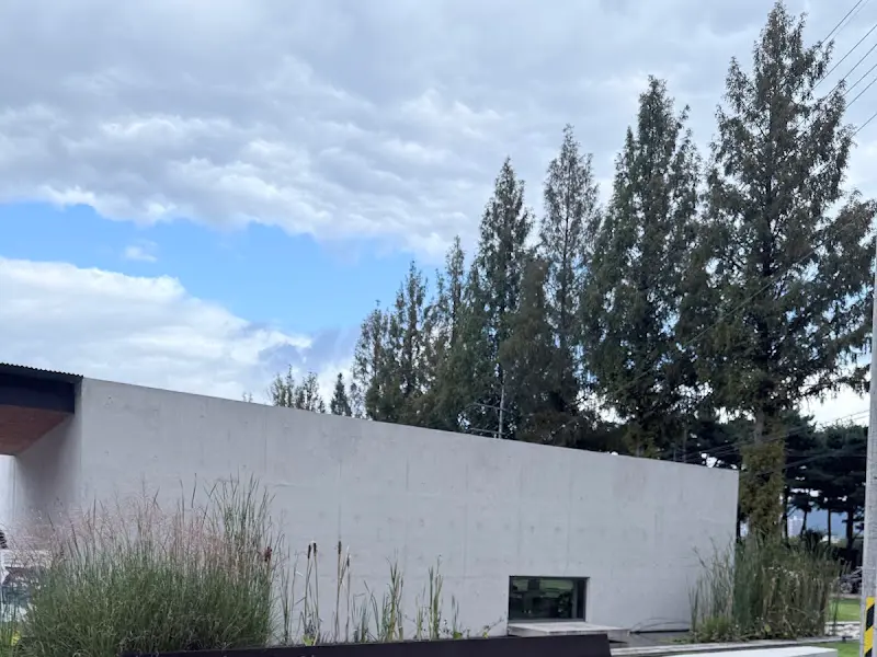 미네랄 하우스 외벽