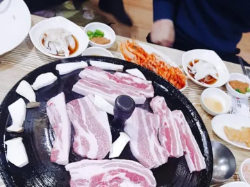 경기 솥뚜껑 삼겹살, 레전드 급 맛집 인정! 오늘 여기 안 가면 후회 각!