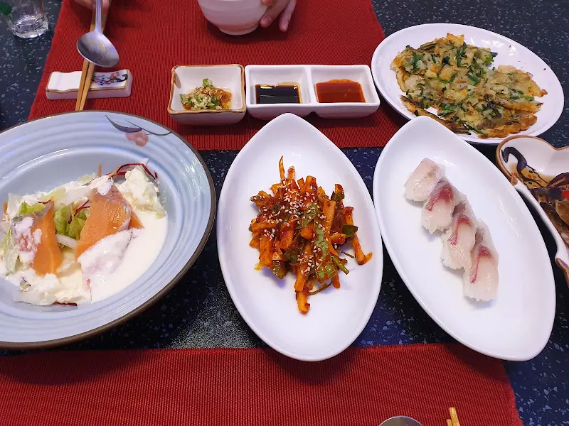 깔끔한 테이블 세팅