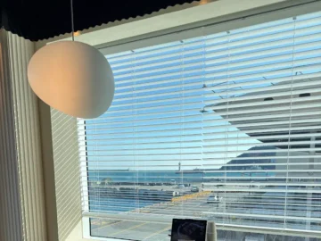 영도 앞바다를 연구하며 즐기는 장어 미식, 칠암만장 영도점 “뷰맛집” 탐험기