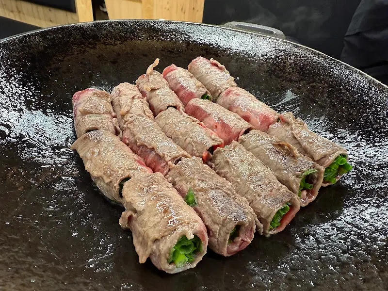 잘 익은 고기말이