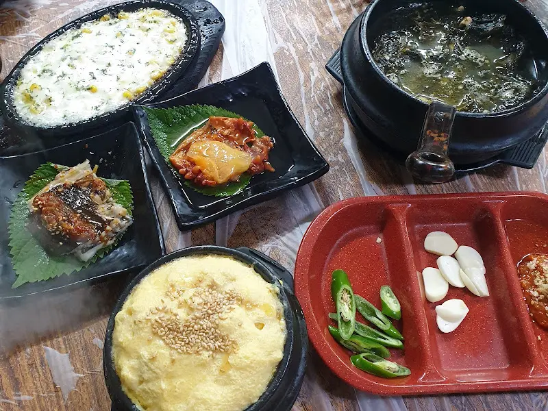 다양한 해산물 요리