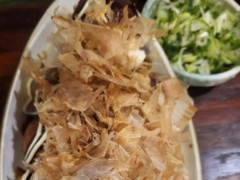 파채와 함께 즐기는 타코야끼