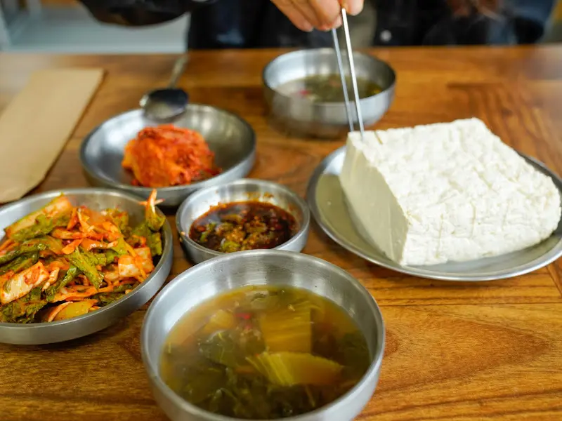 촌두부와 곁들임