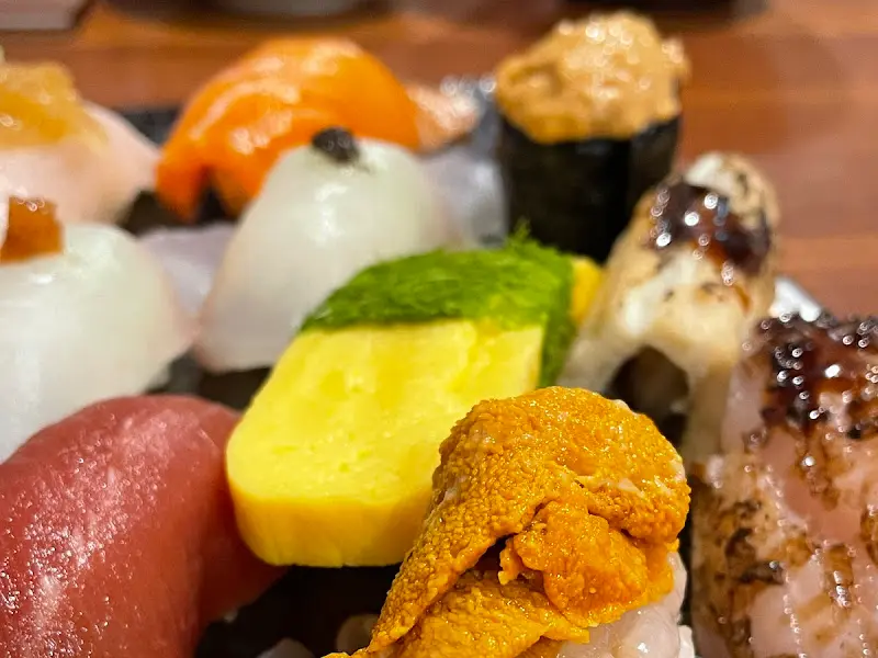 다양한 종류의 초밥