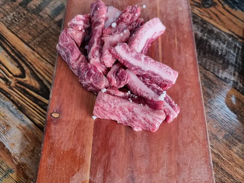 신선한 육사시미