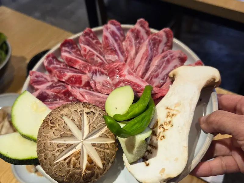 육즙 가득한 소고기