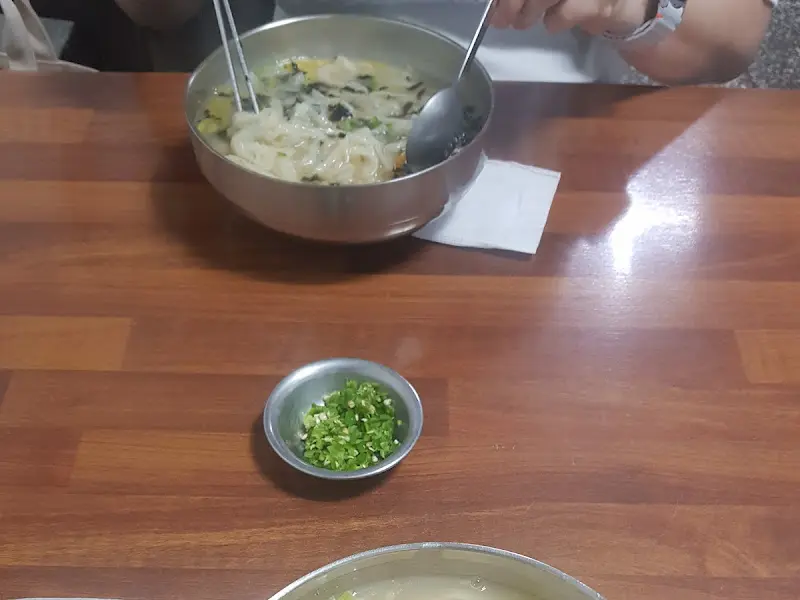 칼국수 식사