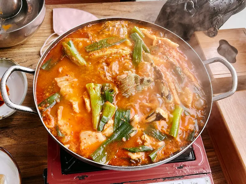 쏘가리 매운탕 클로즈업 샷