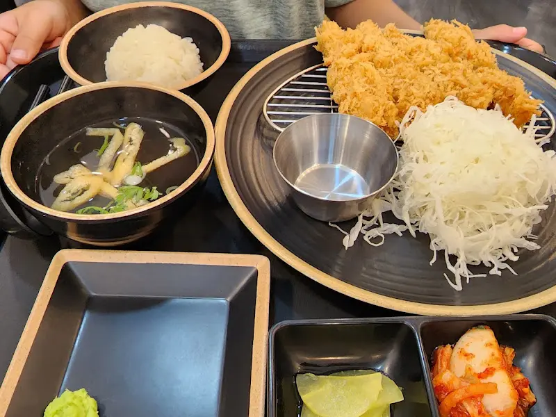 돈까스 한상차림