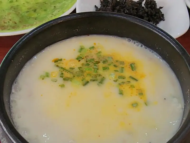 따뜻한 비지찌개