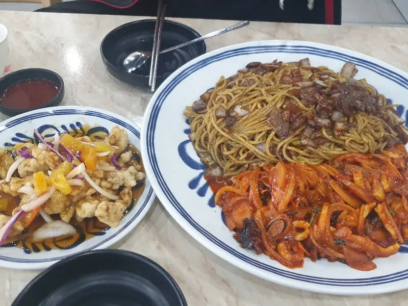 쟁반짜장과 탕수육