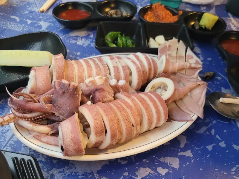 먹음직스러운 오징어순대