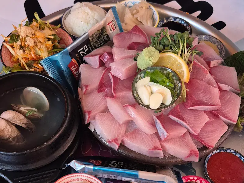 푸짐한 숙성회 한 상