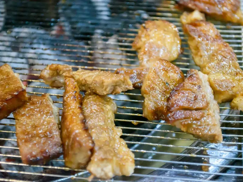 숯불에 구워지는 LA갈비