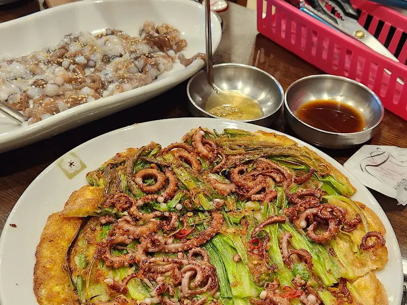 낙지 해물 파전 근접샷