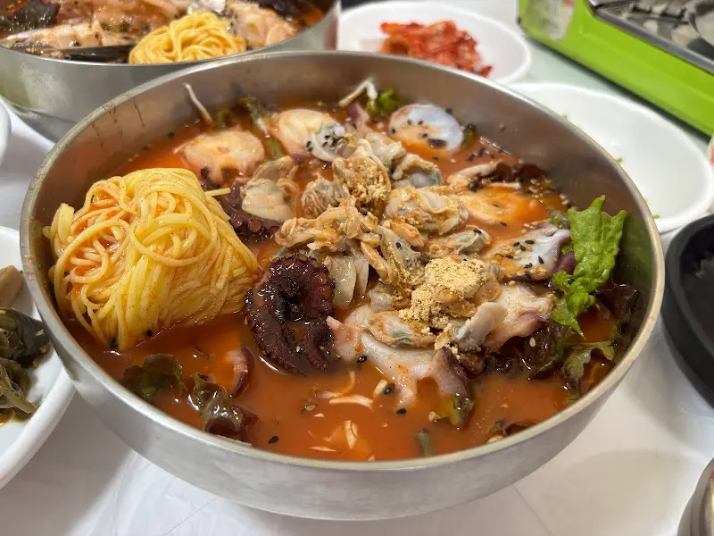 째복 물회의 아름다운 자태