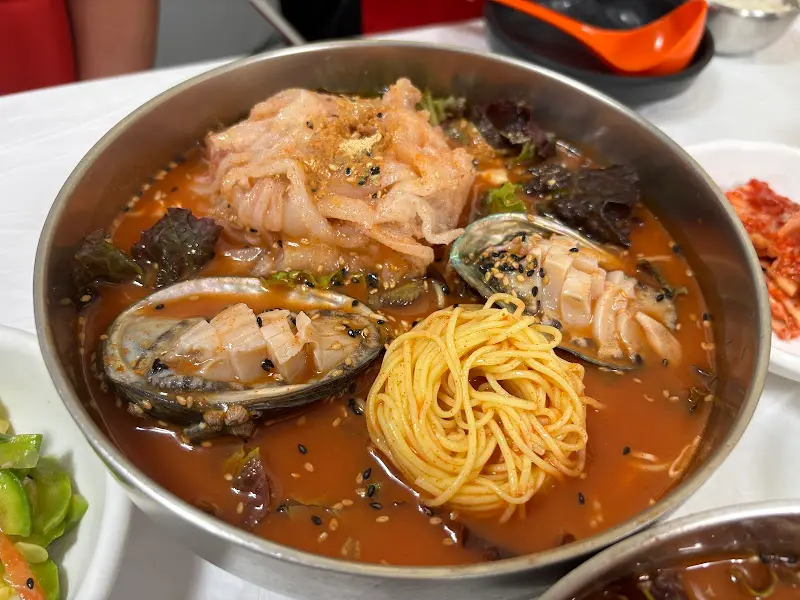 째복과 가자미가 함께 들어간 물회