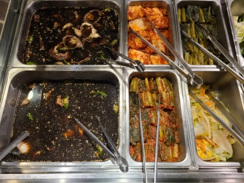 리필바의 다양한 김치